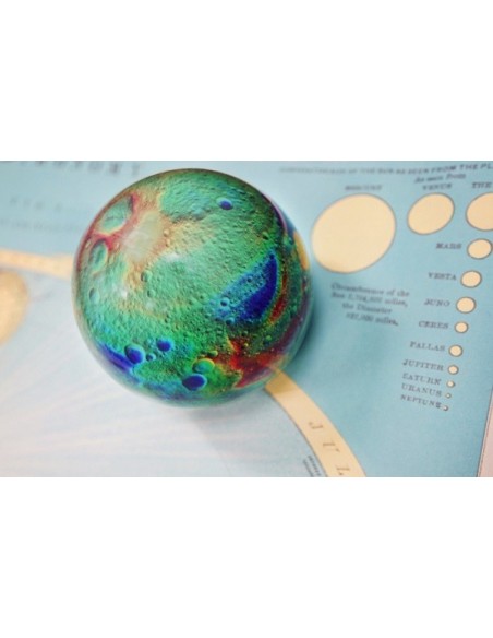 Robtics Mova Globe 4.5 inch Vesta globe that rotates freely